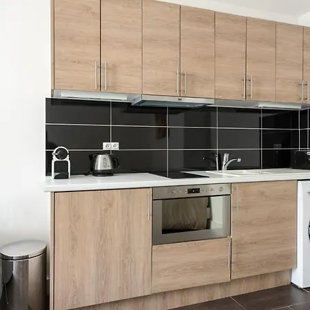 Artois Studio Apartment *