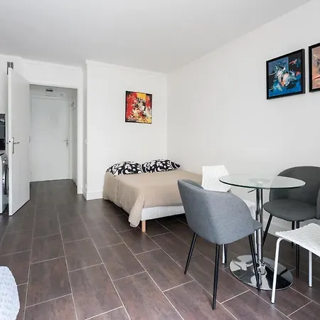 Artois Studio Apartment